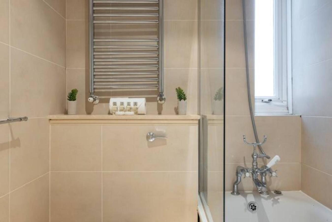 The West Kensington Collection Apartment London Bagian luar foto