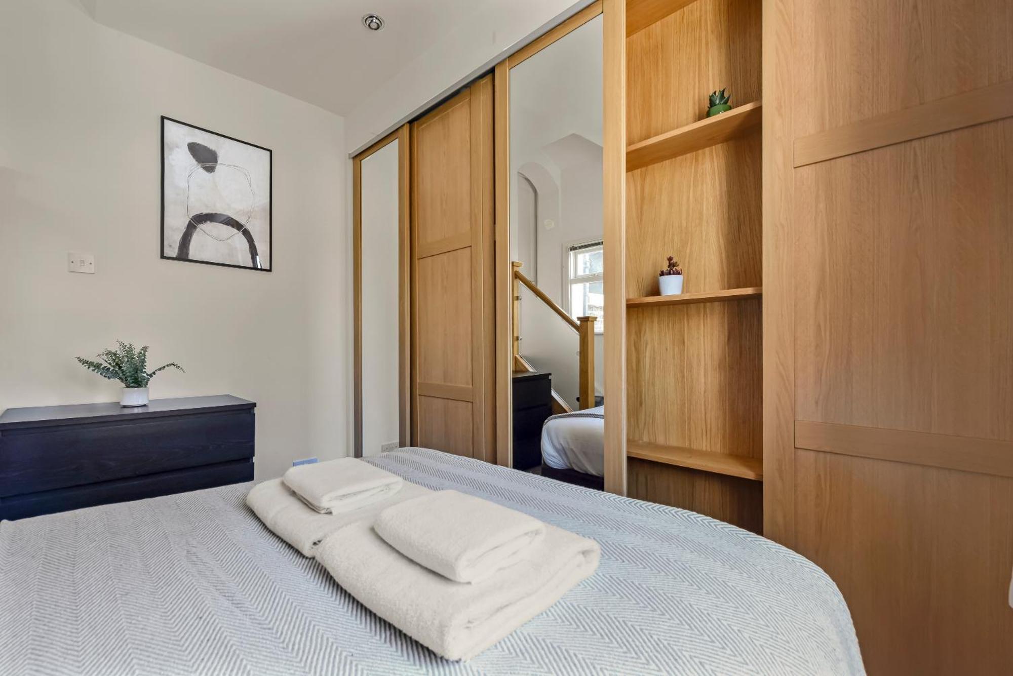 The West Kensington Collection Apartment London Bagian luar foto