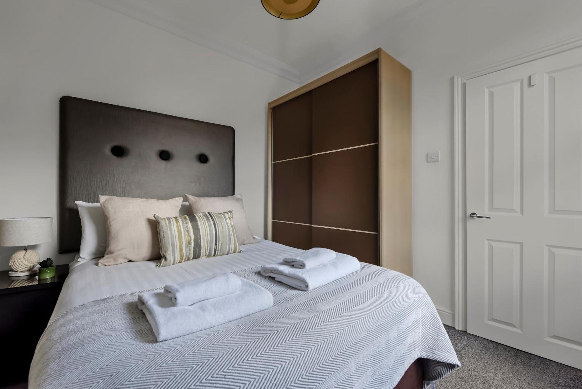 The West Kensington Collection Apartment London Bagian luar foto